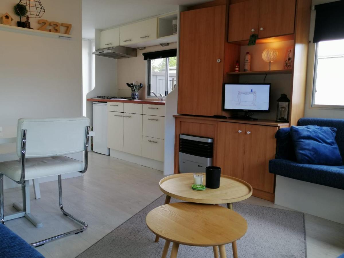 Camping Stacaravan Op 5 Sterren De Kuilart Friesland Aan Het Met Zwembad 5p 237 Koudum